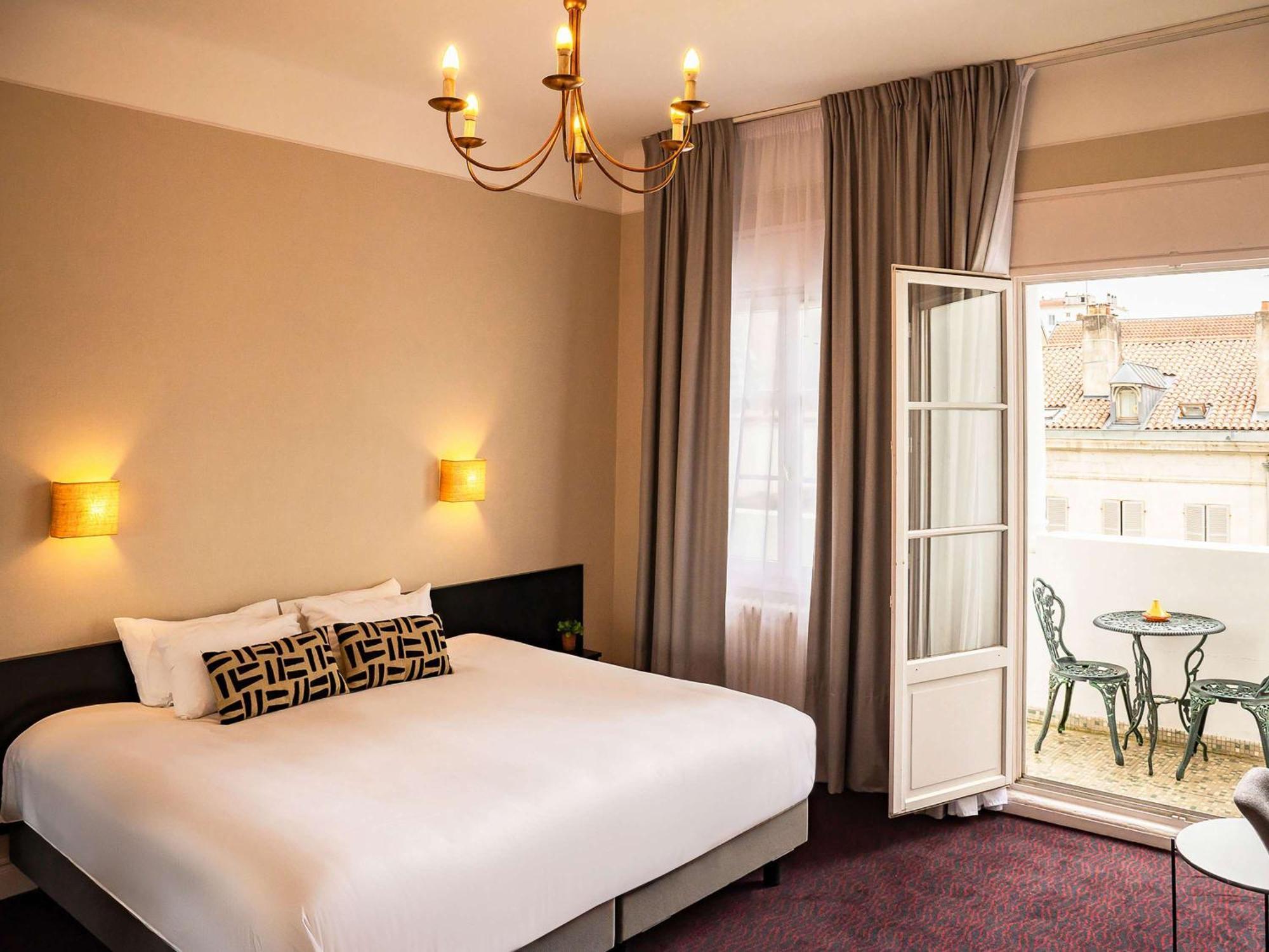 Hotel Mercure Bayonne Centre Le Grand Hotel Exterior foto